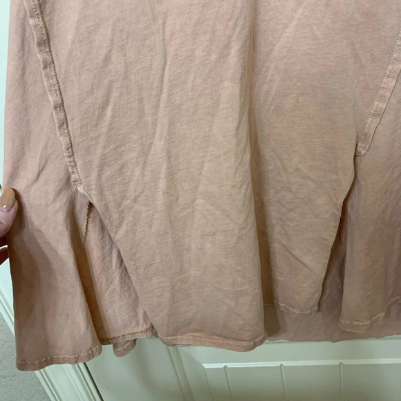 Easel Acid Wash Blouse - Picture 4 of 6